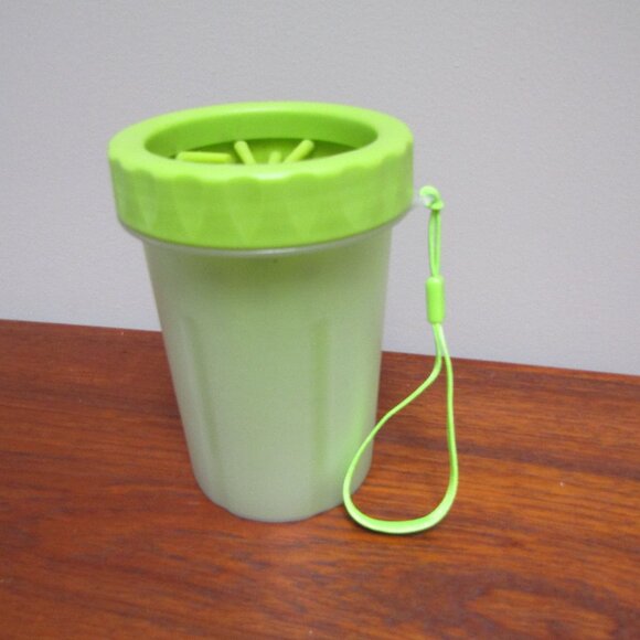 Silicone Easy Pet Dog Furbaby Puppy Foot Paw Wash Cleaner for Muddy Feet - Picture 3 of 4